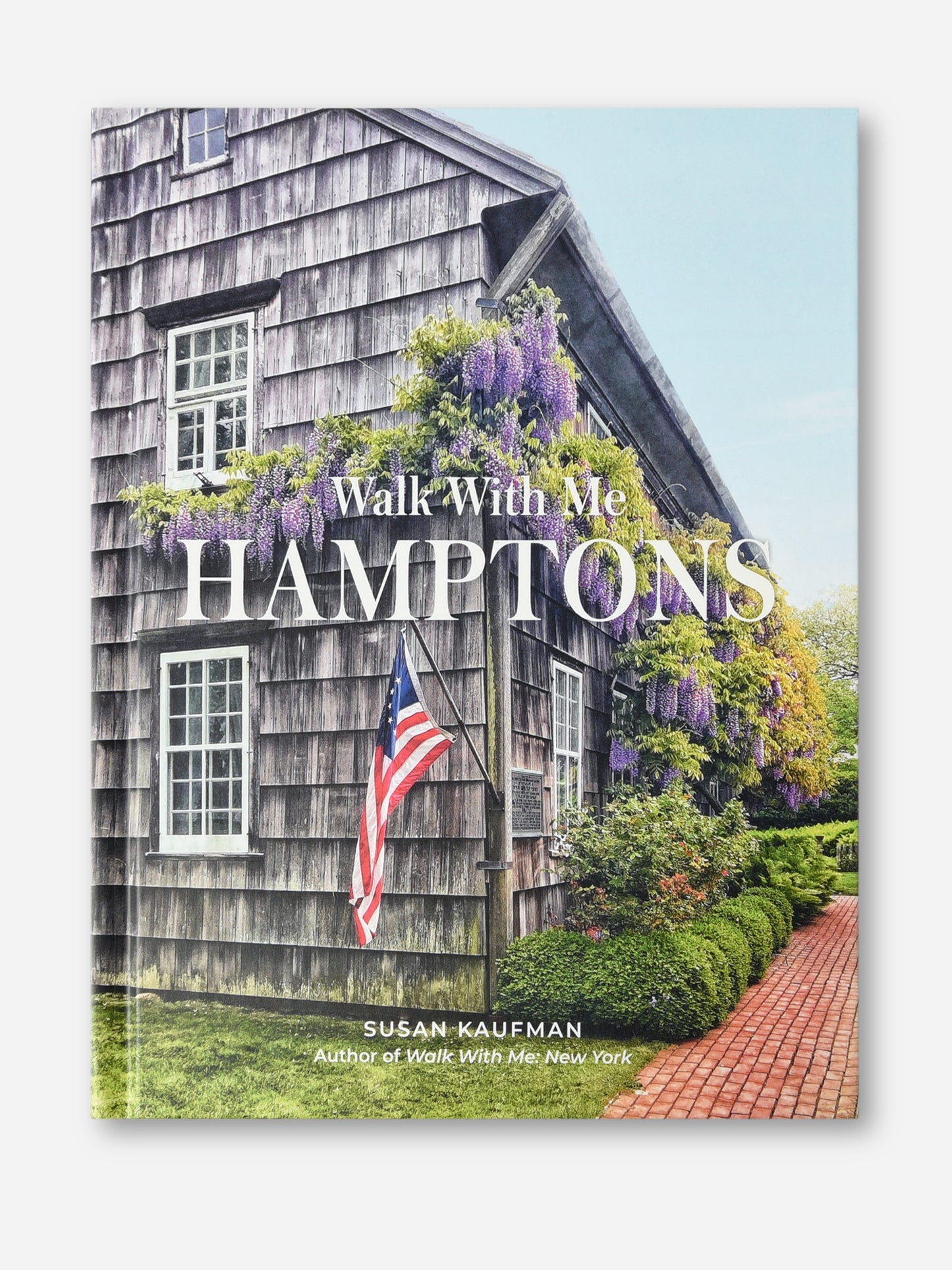 Abrams Publishing Walk With Me: Hamptons: Photographs - Saint Bernard