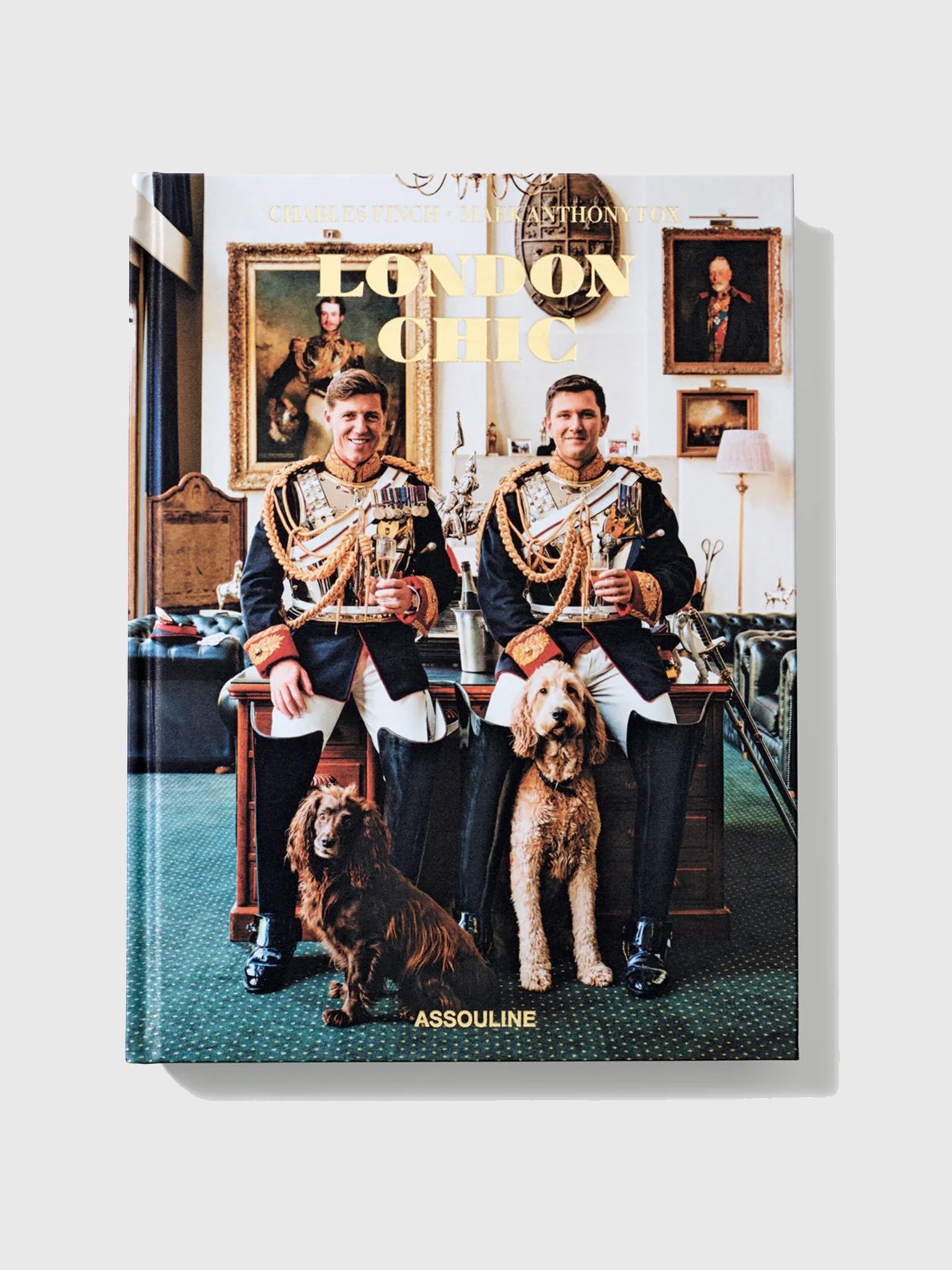 Assouline London Chic - Saint Bernard