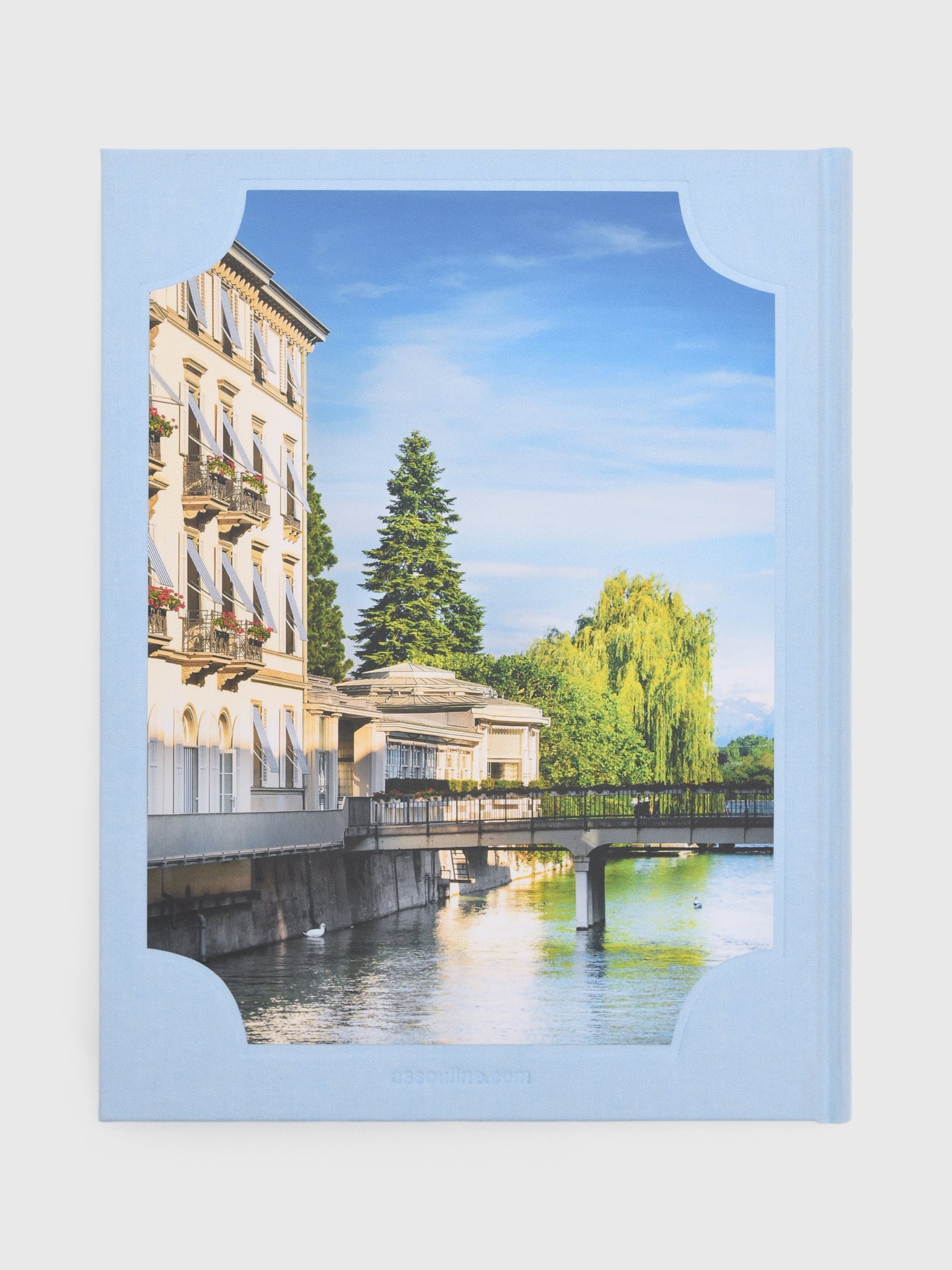 Assouline Baur Au Lac: A Legacy by the Lake - Saint Bernard