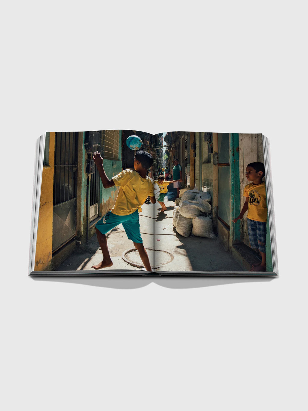 Assouline Football Roots: The Spirit of the Game