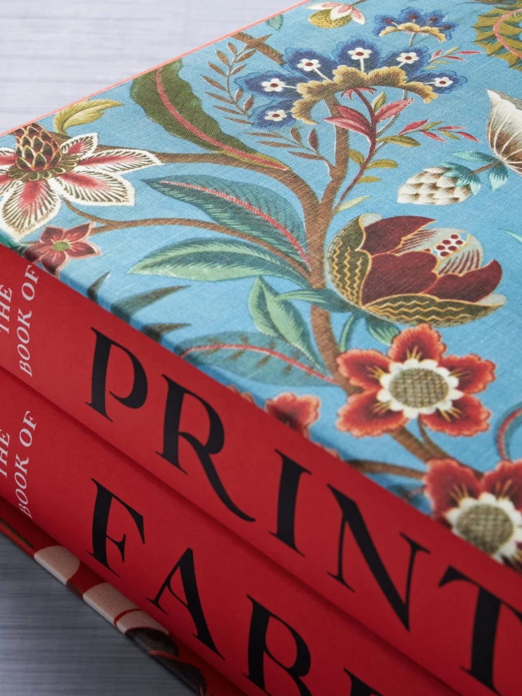 Taschen The Book of Printed Fabrics - Saint Bernard