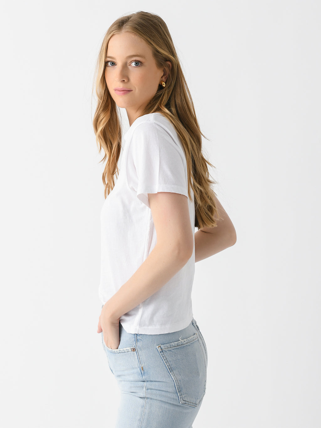 A11546xWHITE-alt2