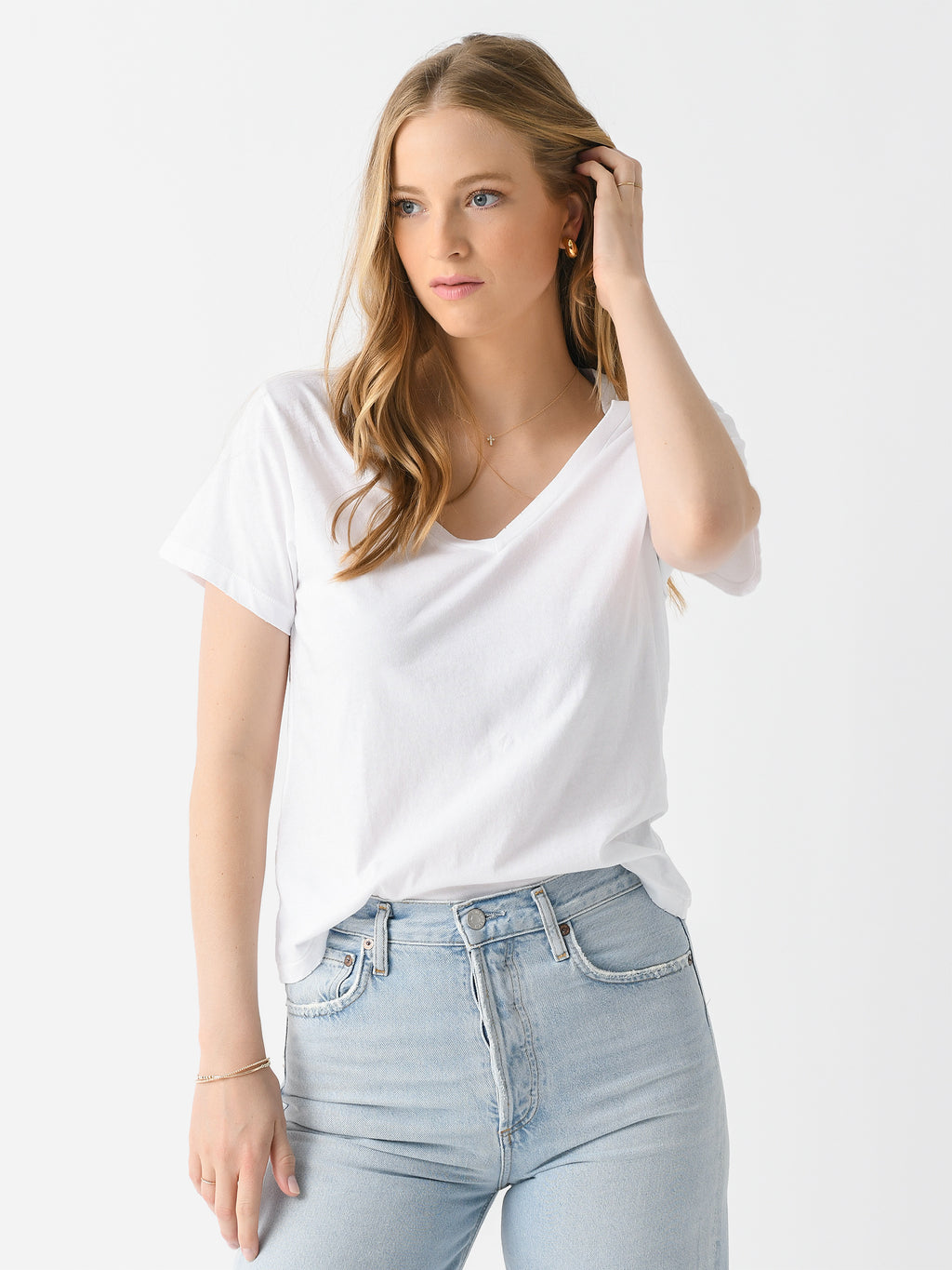 AMO Women's V-Neck Tee - Saint Bernard