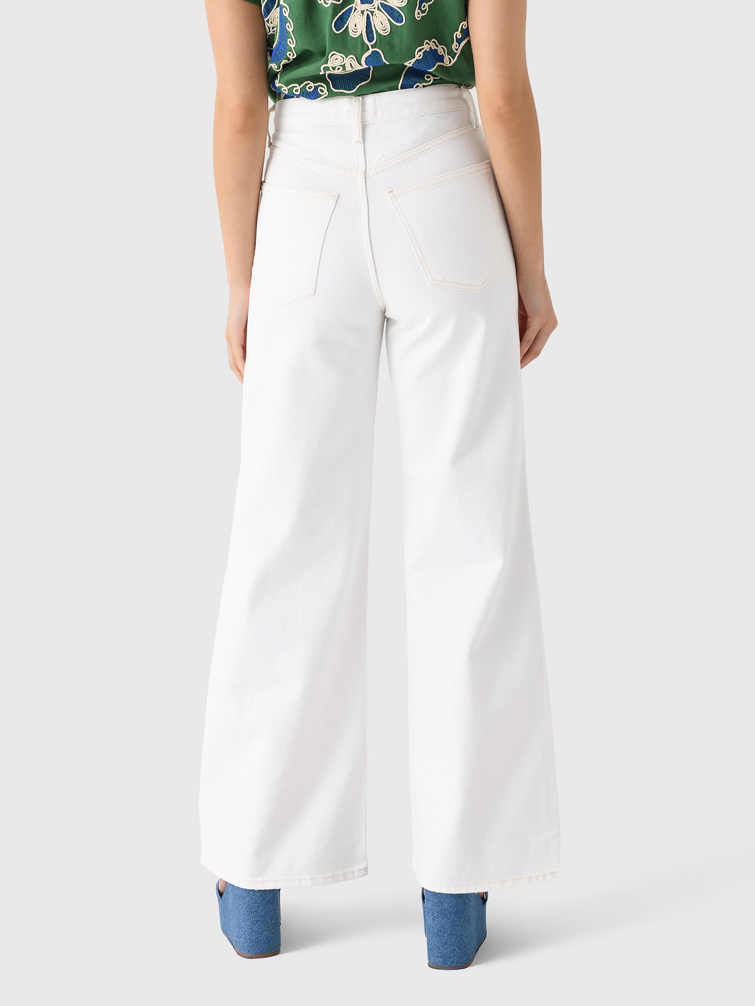 A198B-1183xMILKSHAKE-alt3