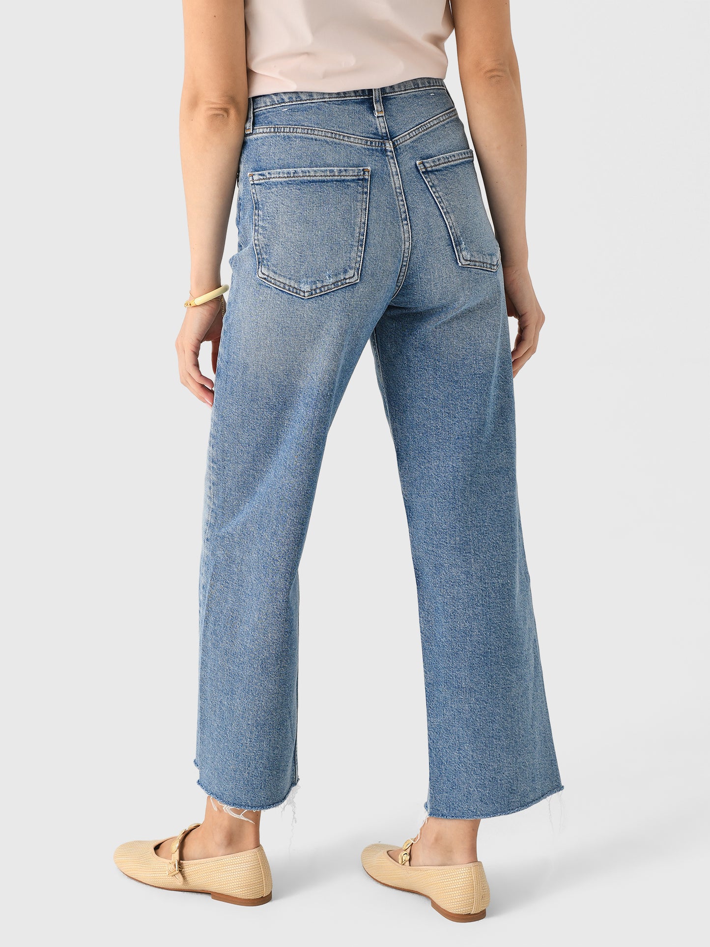 A200-1854xFORUM-alt3