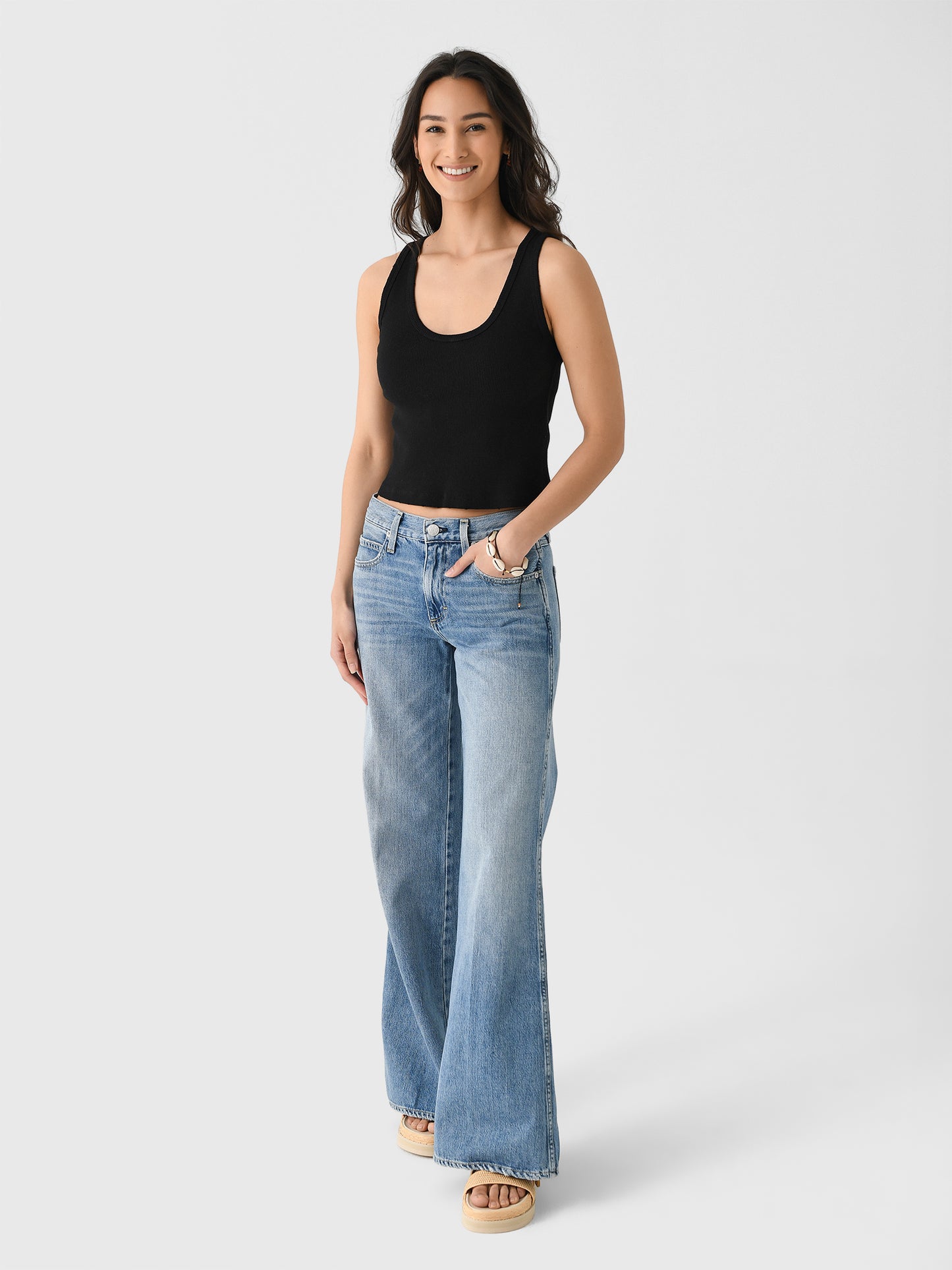 A249762xMAVERICK-alt1