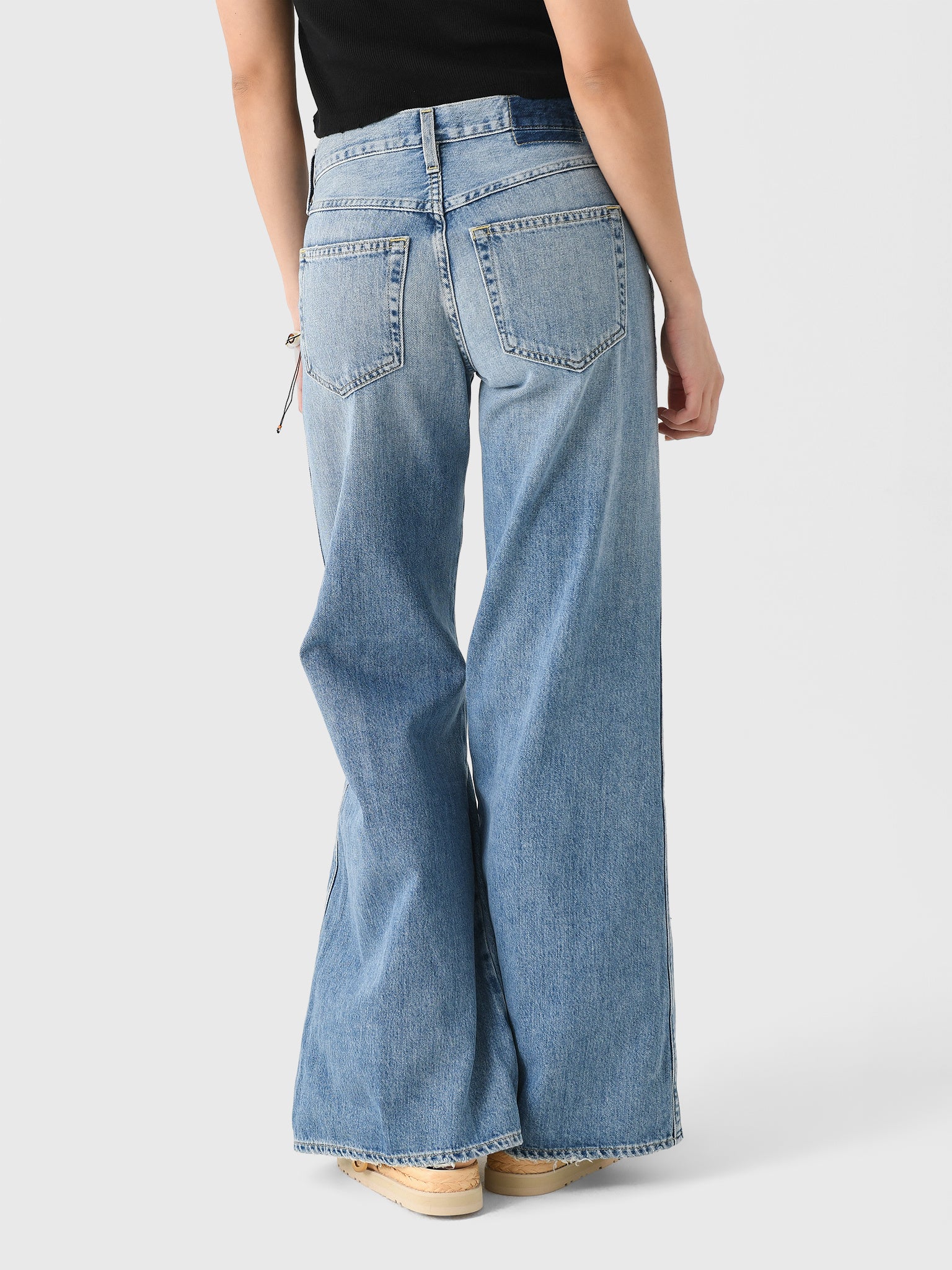 A249762xMAVERICK-alt3