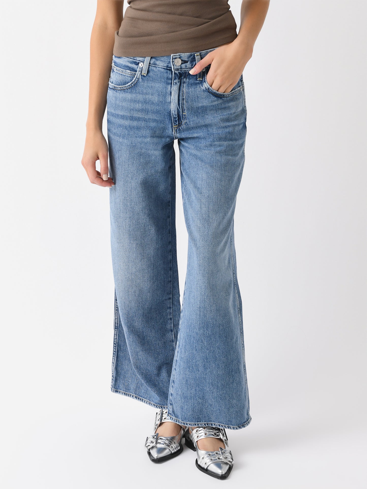 AMO Women's Regina Jean - Saint Bernard