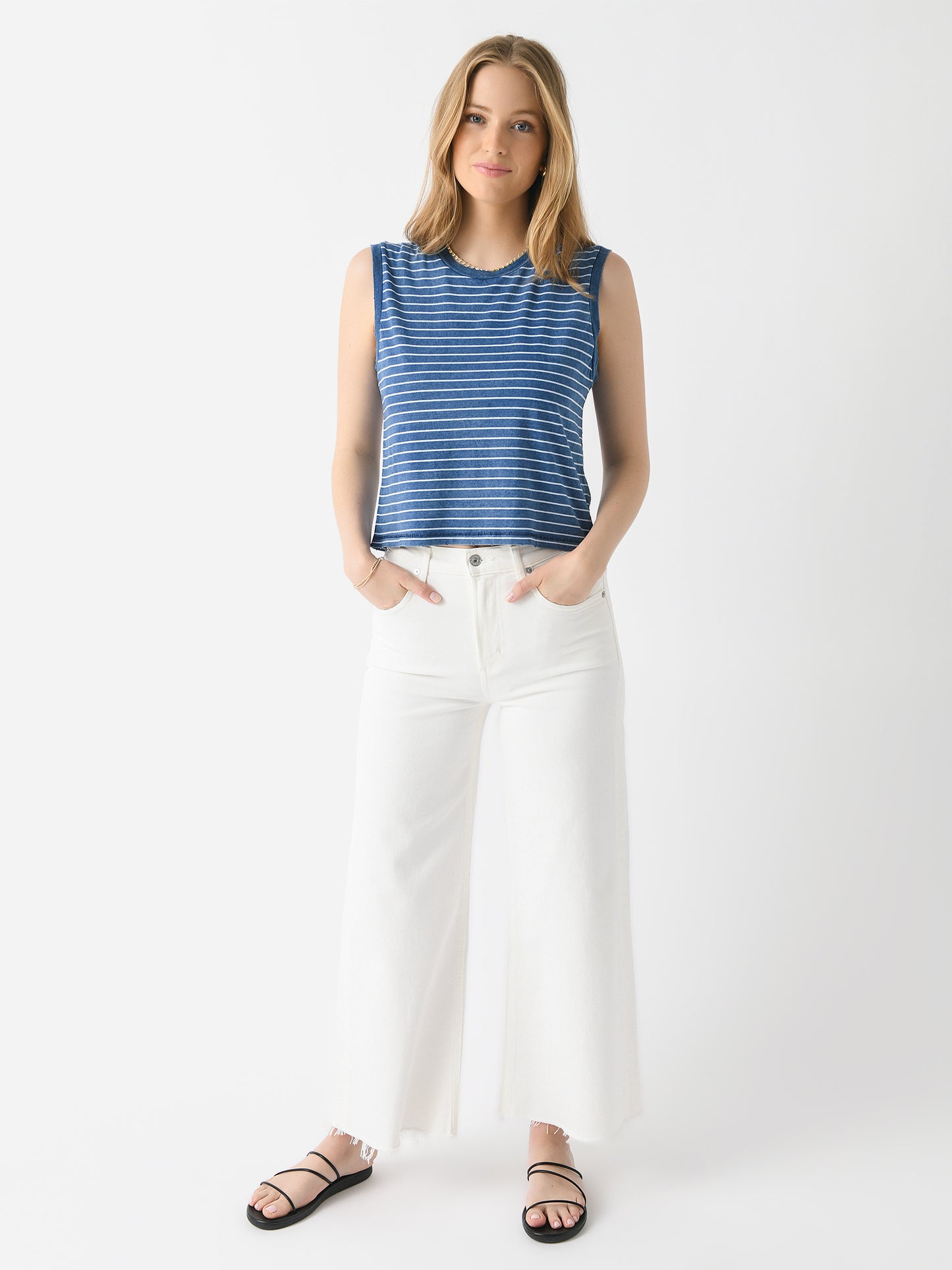 A256316xINDIGOWHITE-alt1