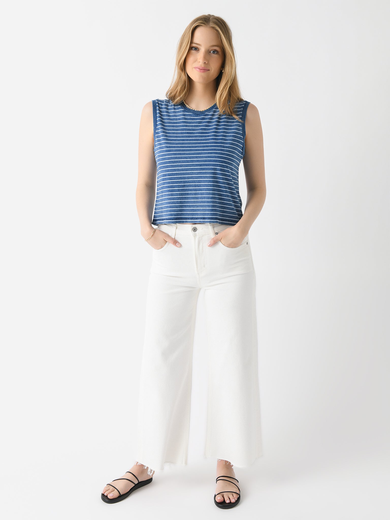 A256316xINDIGOWHITE-alt1