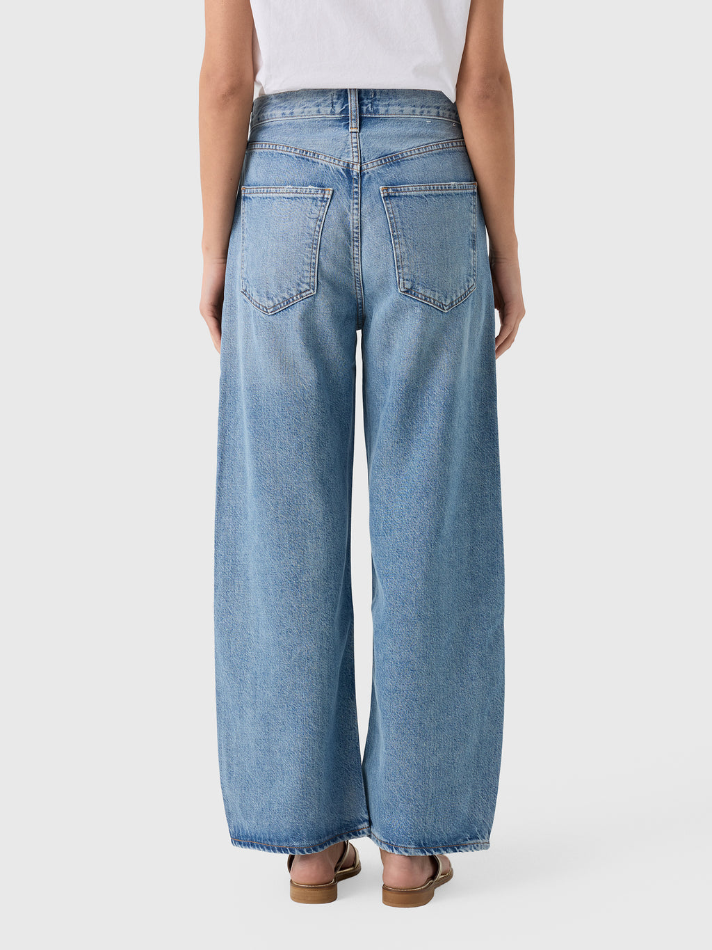 Agolde Women's Low Curve Crop Jean - Saint Bernard