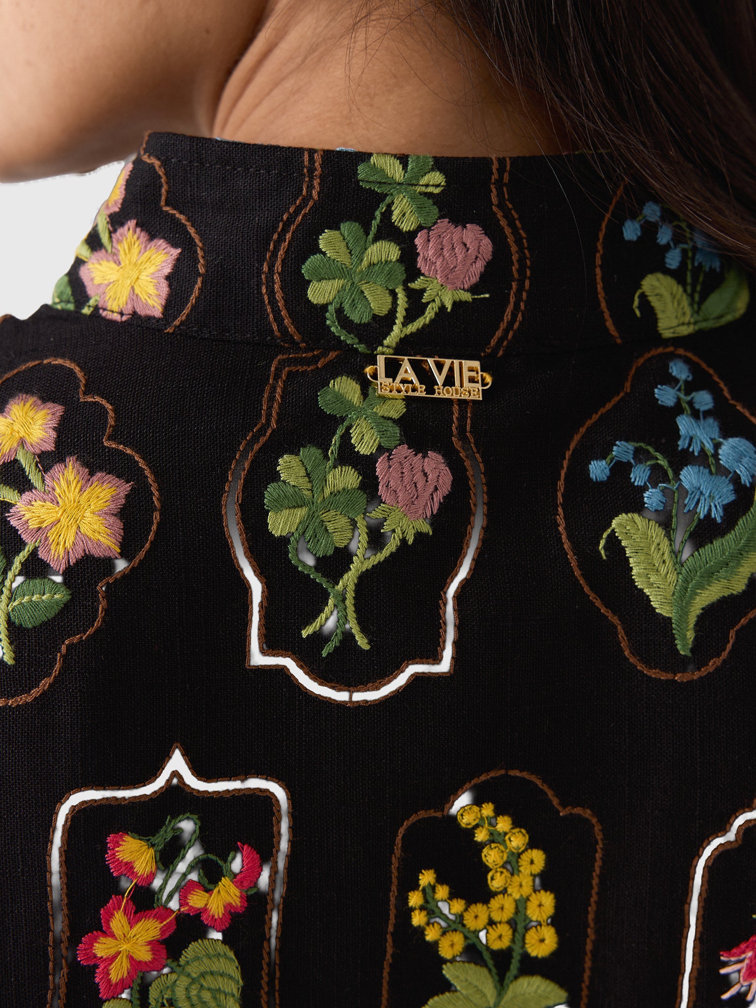 La Vie Women's Embroidered Garden Mini Caftan - Saint Bernard