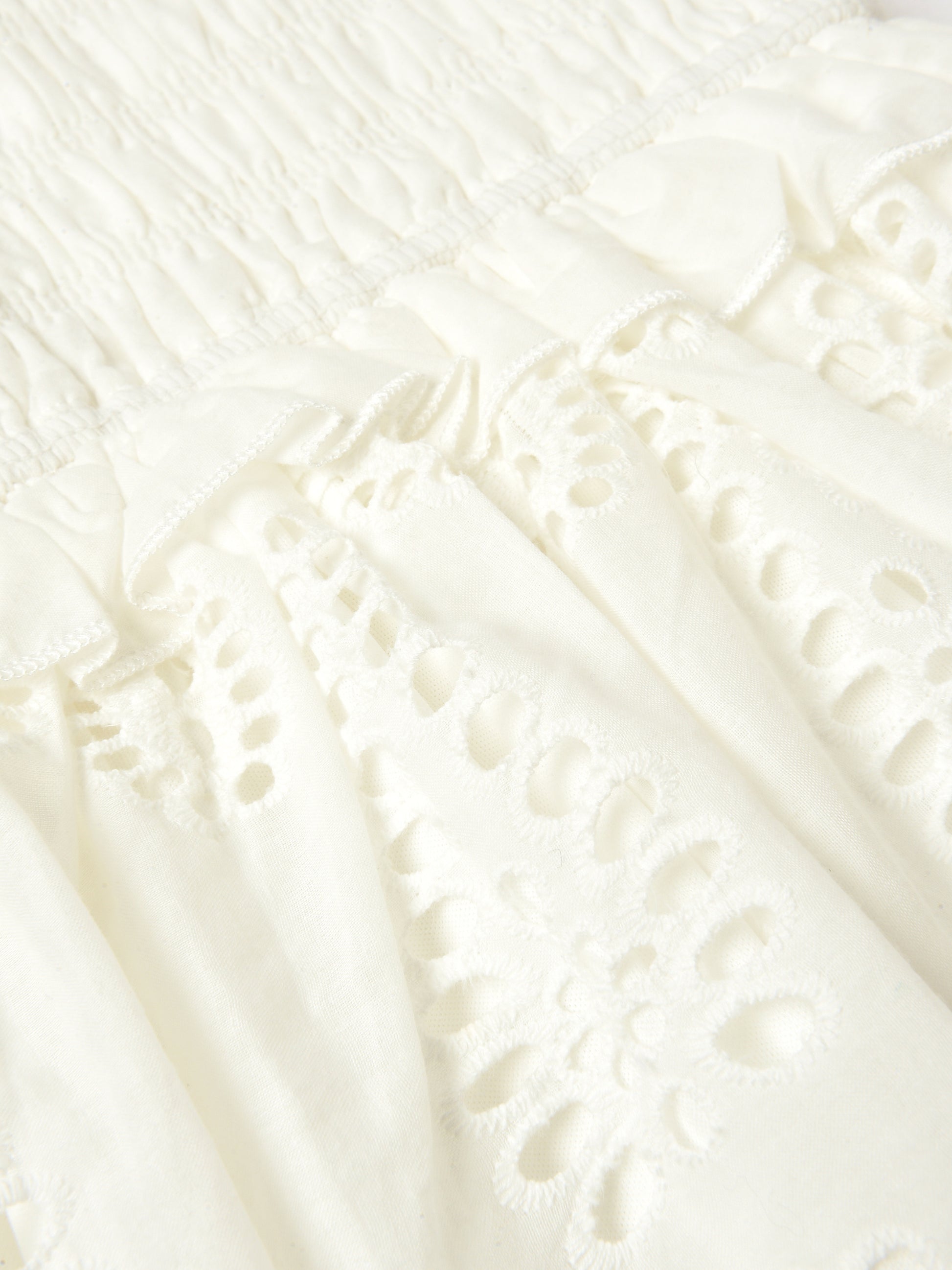 A38163xWHITE-alt2