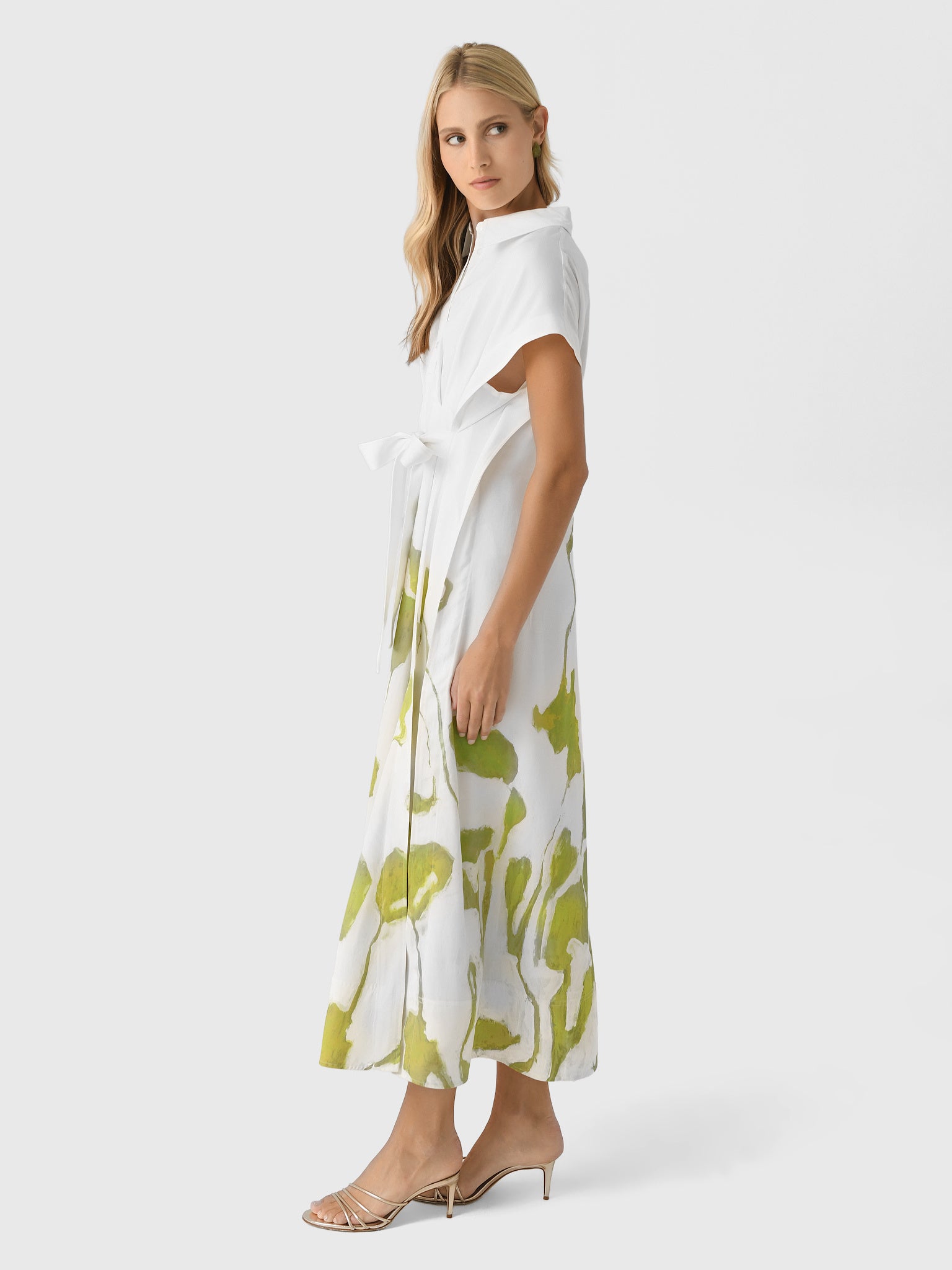 AD2504153D-CLOVERxCLOVERCANOPY-alt1