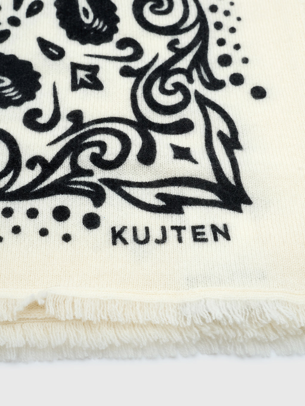 Kujten Women's Hachiko Dot Scarf - Saint Bernard