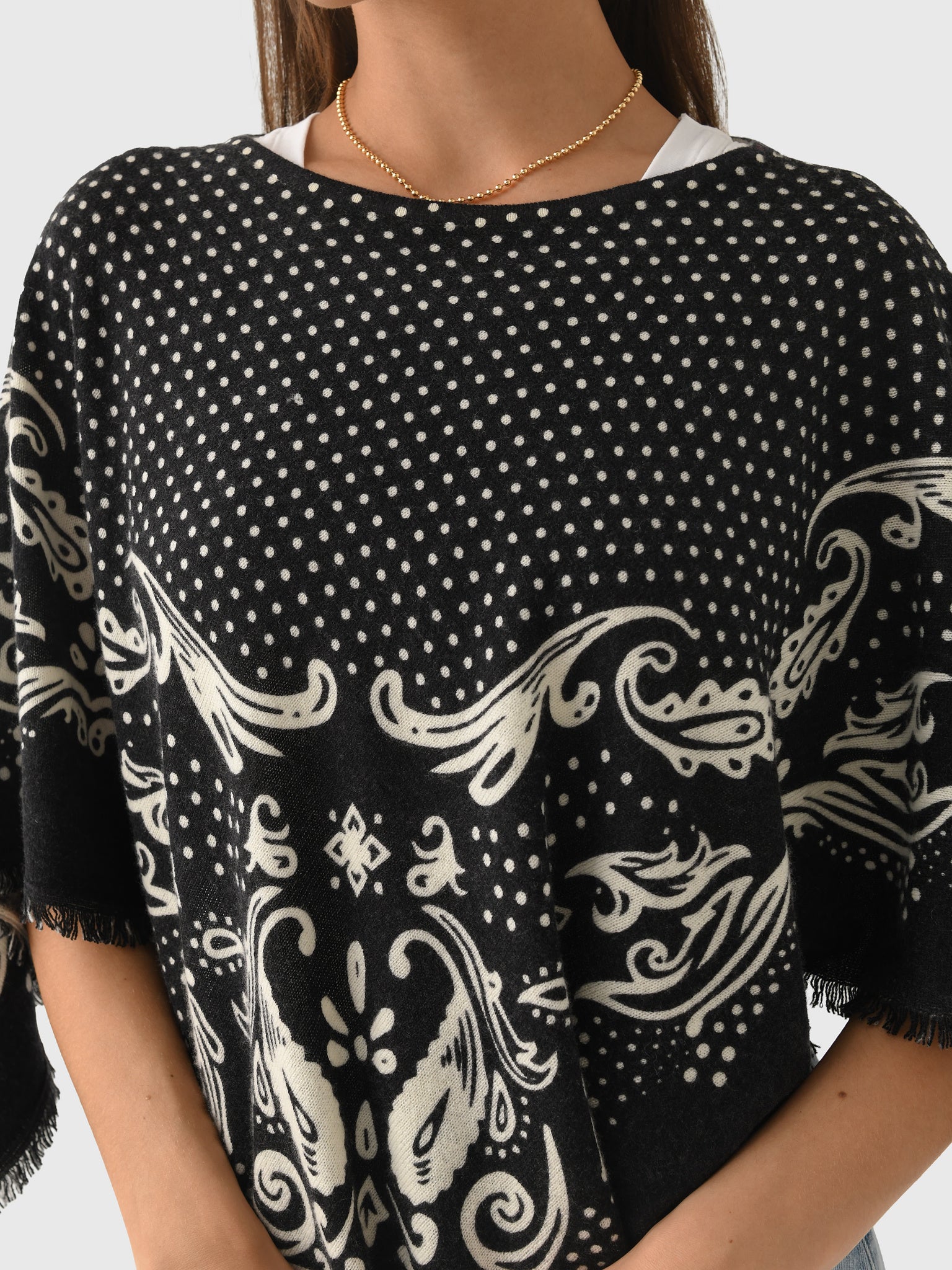 Kujten Women's Ponchana Dot Scarf - Saint Bernard