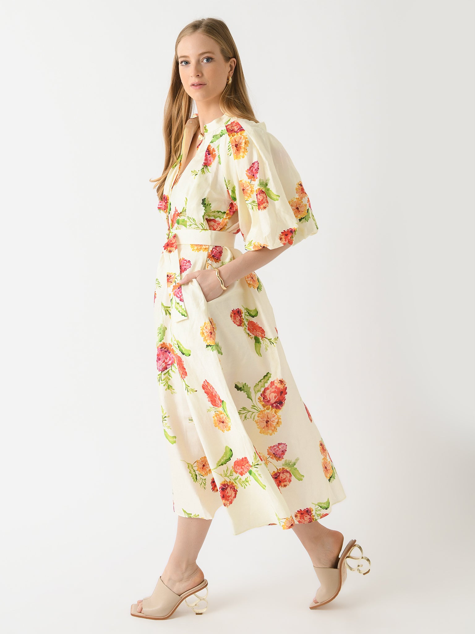 AL2204077DxBANKSIA-alt1