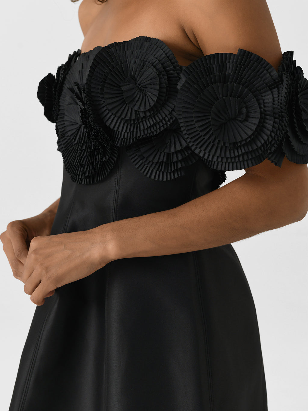 AS2504070D-BLACKxBLACK-alt4