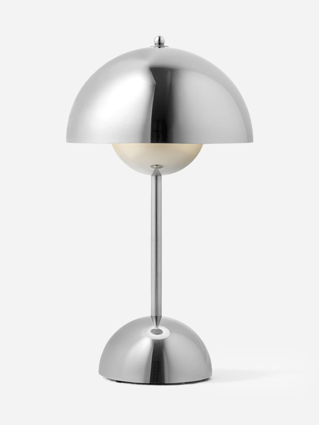 +Tradition Flowerpot Portable Table Lamp - Saint Bernard