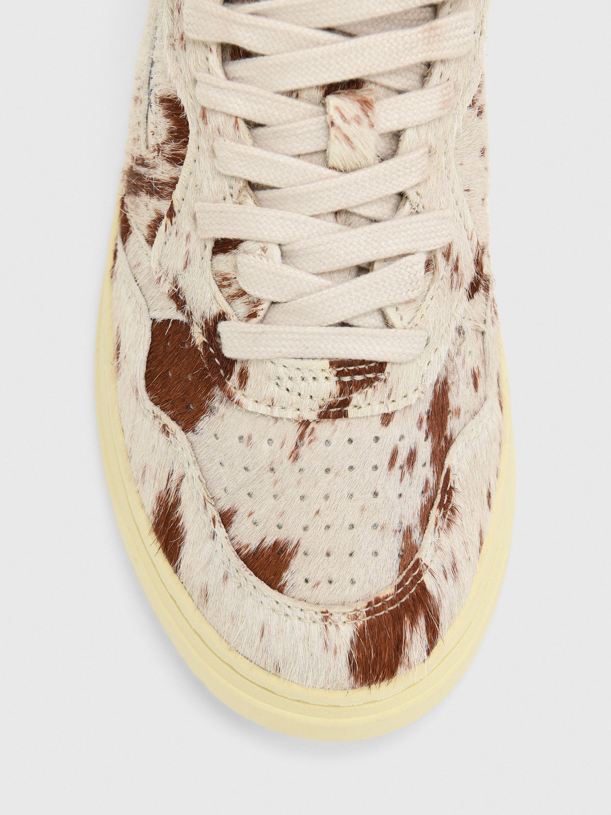 Autry Women's Medalist Low Sneaker - Saint Bernard