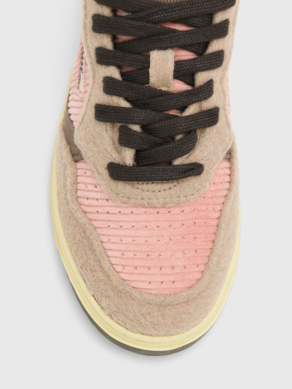 Autry Women's Medalist Low Sneaker - Saint Bernard