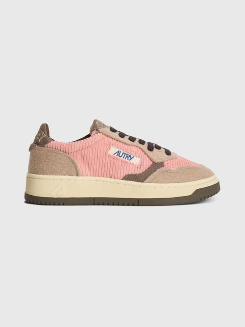 Autry Women's Medalist Low Sneaker