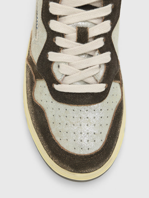 Autry Women's Medalist Low Sneaker