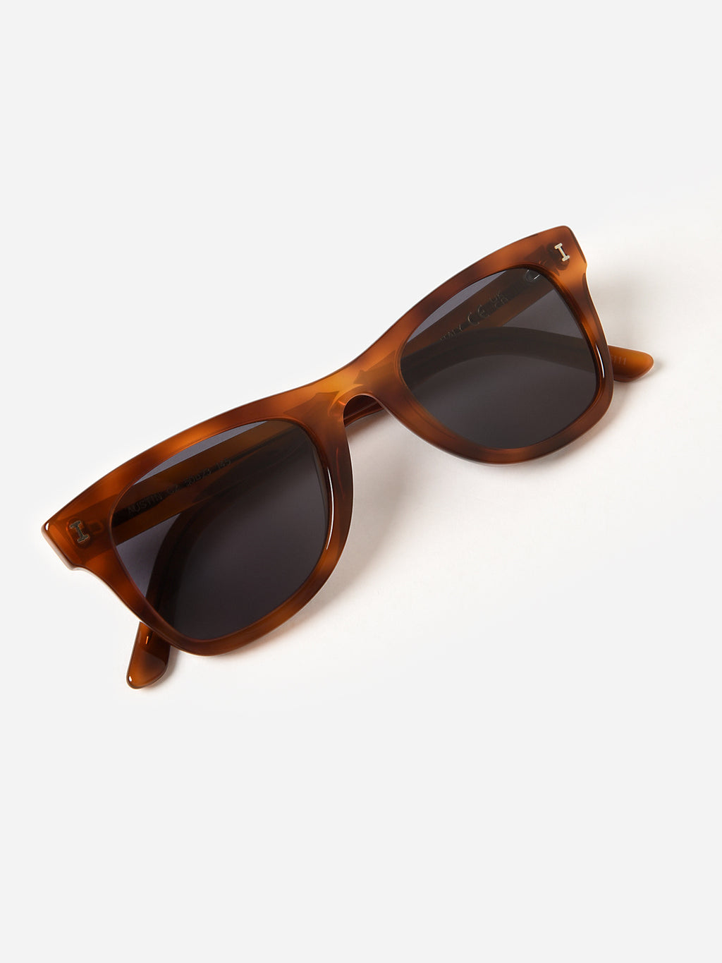 Illesteva Austin Sunglasses - Saint Bernard