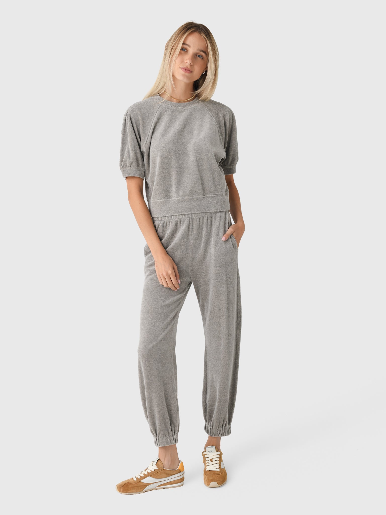 AVIS07xHEATHERGREY-alt1