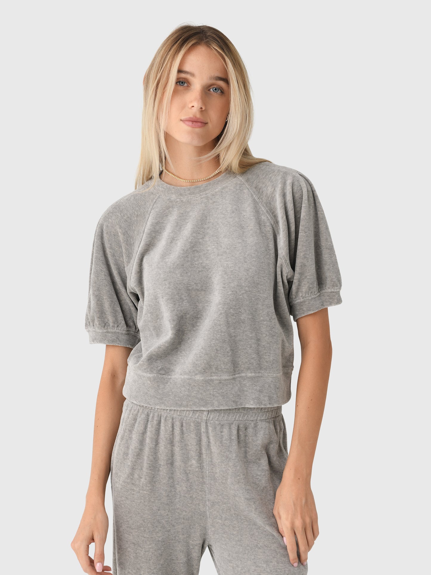 Velvet Women's Avis Velour Pullover