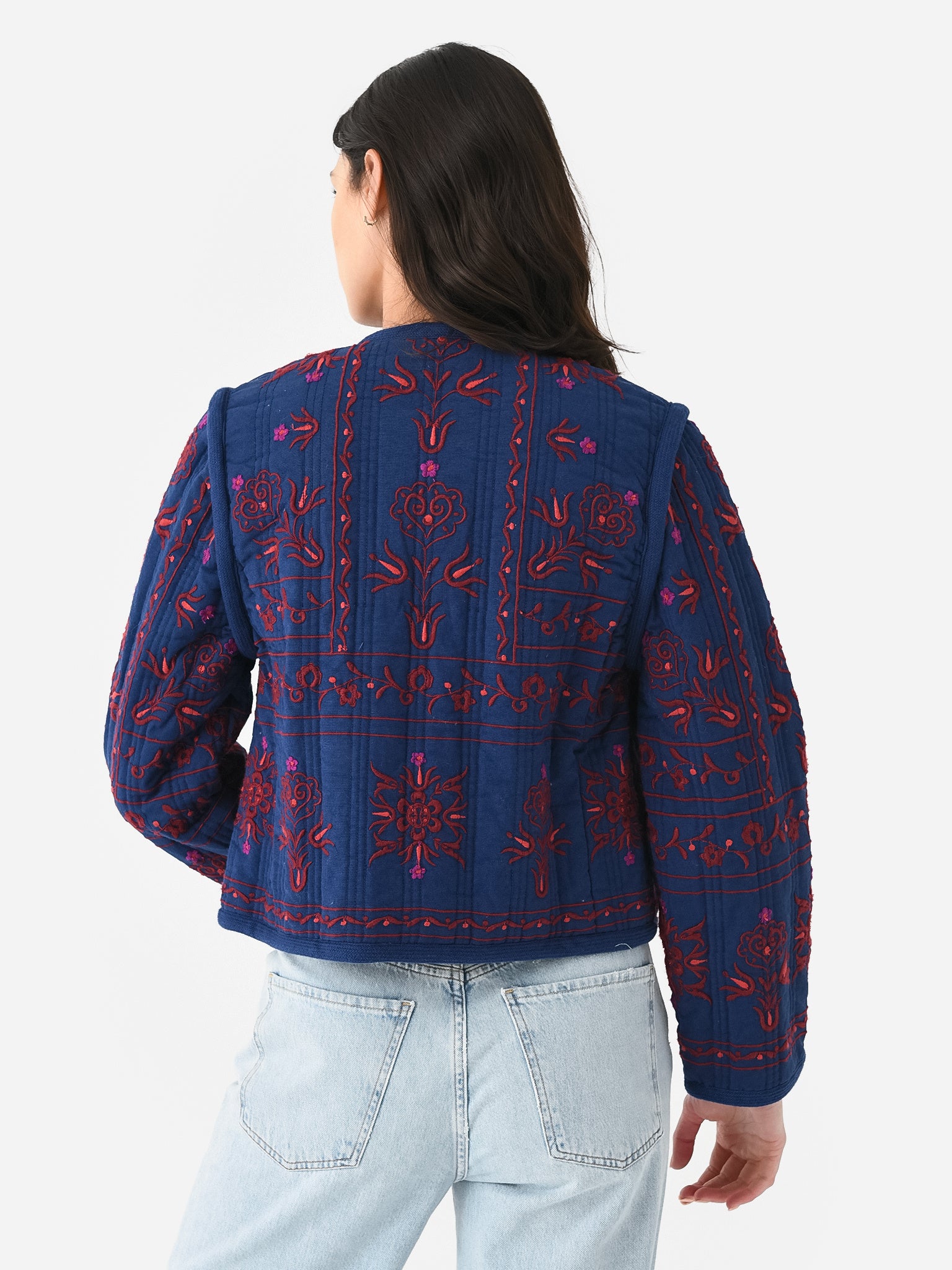 AW23-056xNAVY-alt3