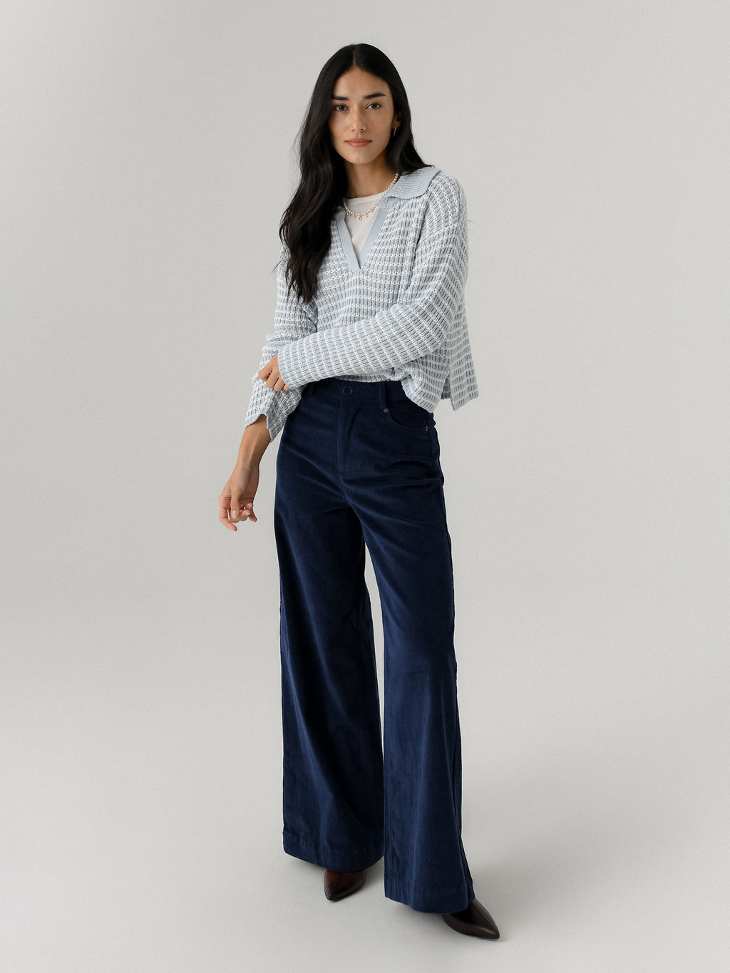 AW24-006xBLUE-alt4