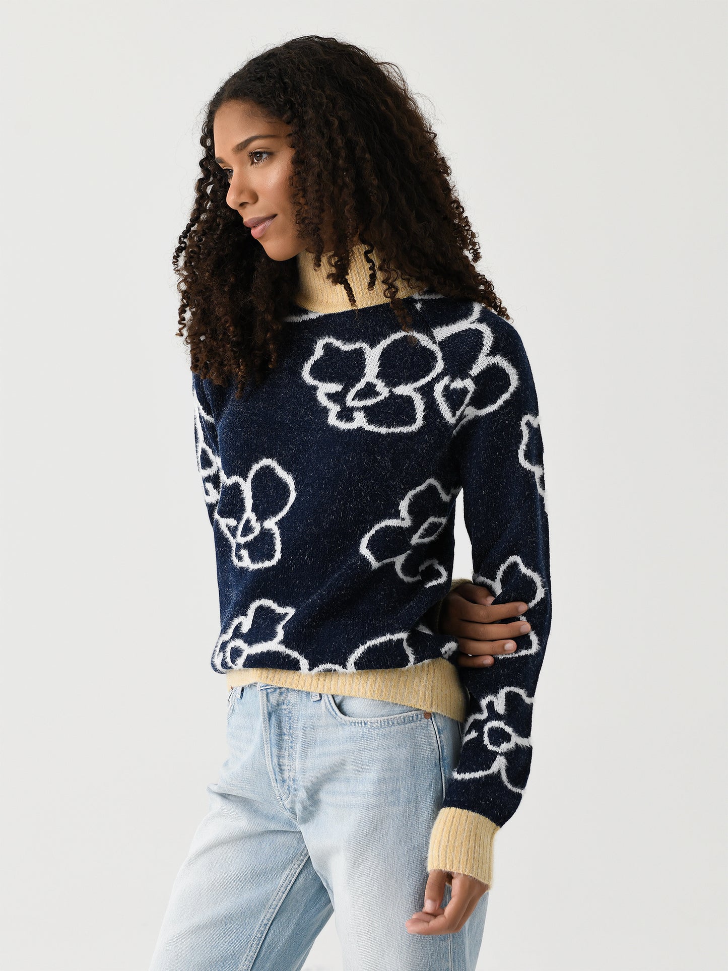 AW24-011xNAVYLEMON-alt2