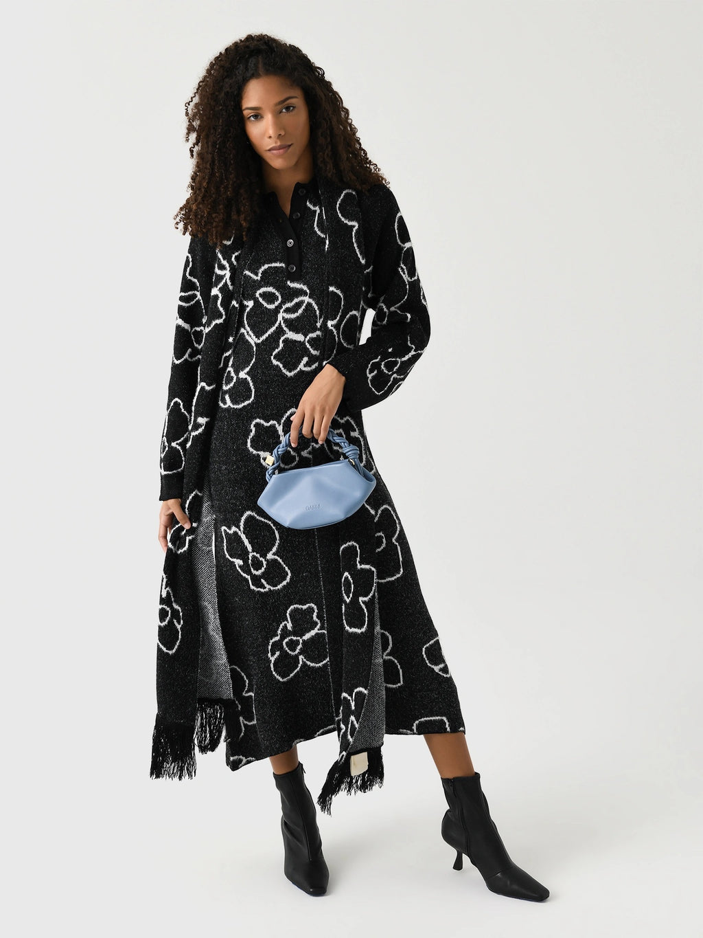 AW24-014_xBLACK-alt4