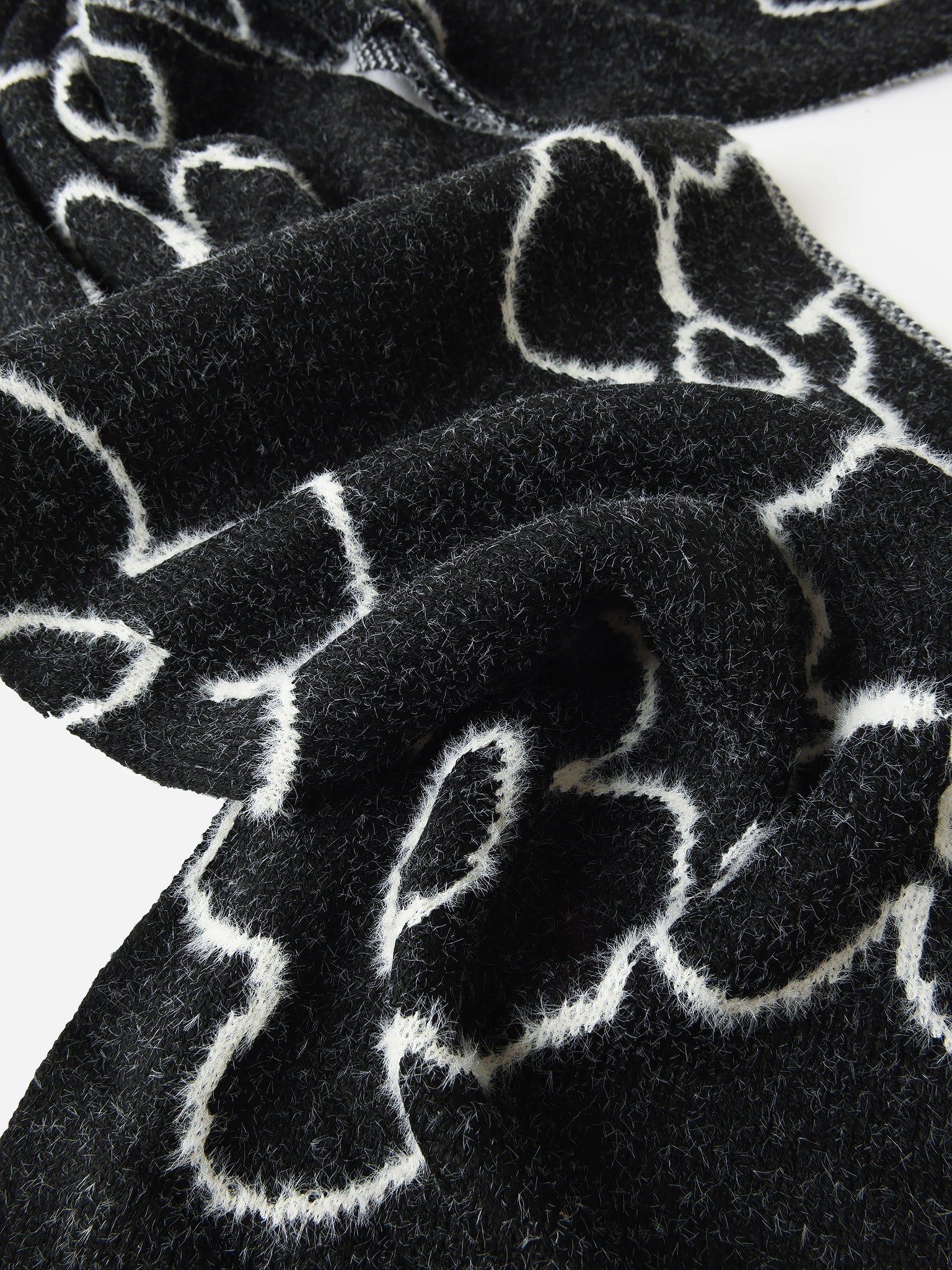 AW24-017_xBLACK-alt2