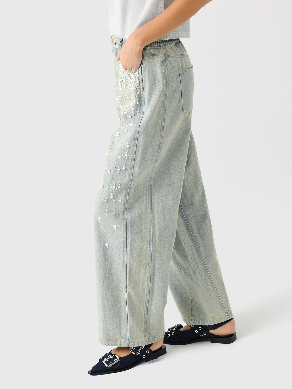 AW24-061xBLUE-alt2