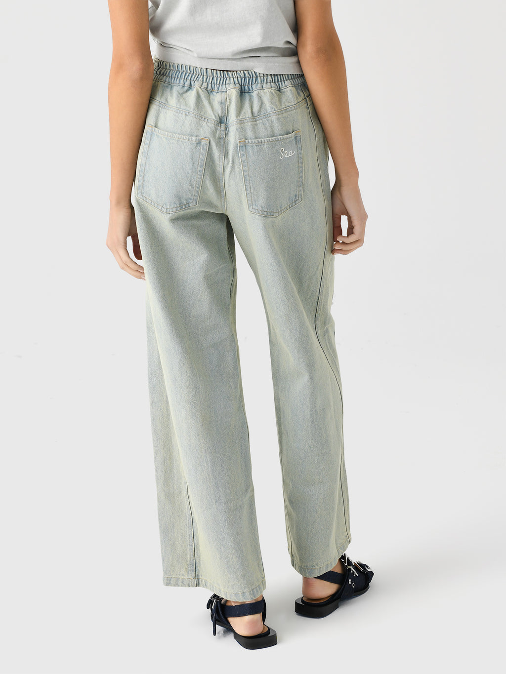 AW24-061xBLUE-alt3