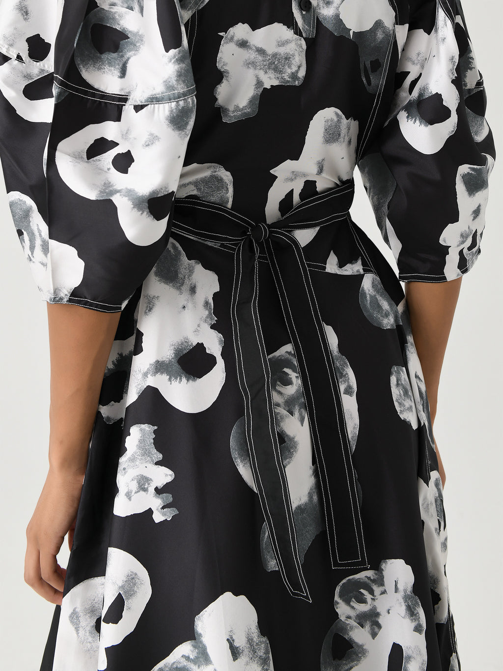 AW24-092xBLACK-alt3