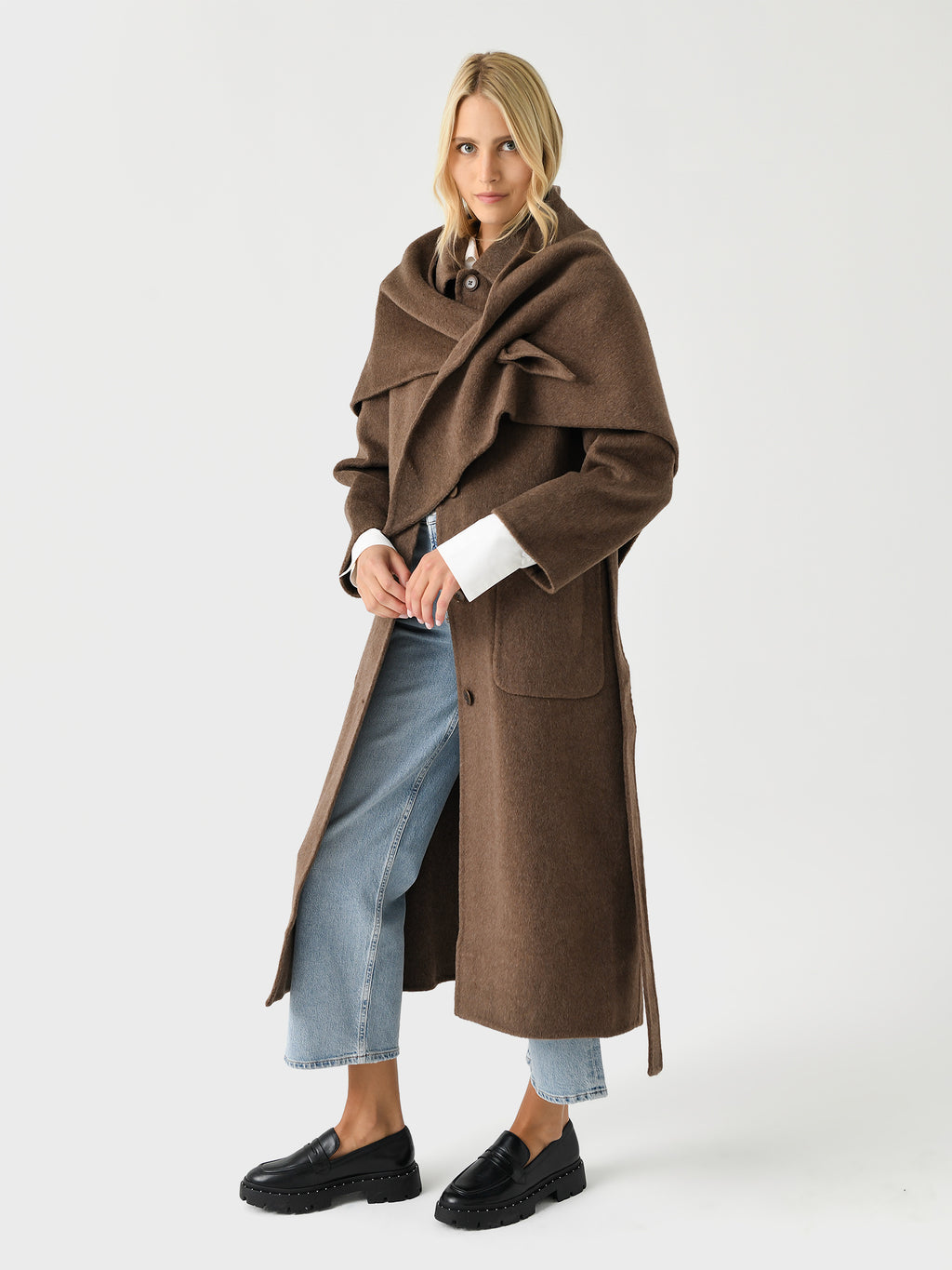 AW24-150xBROWN-alt1