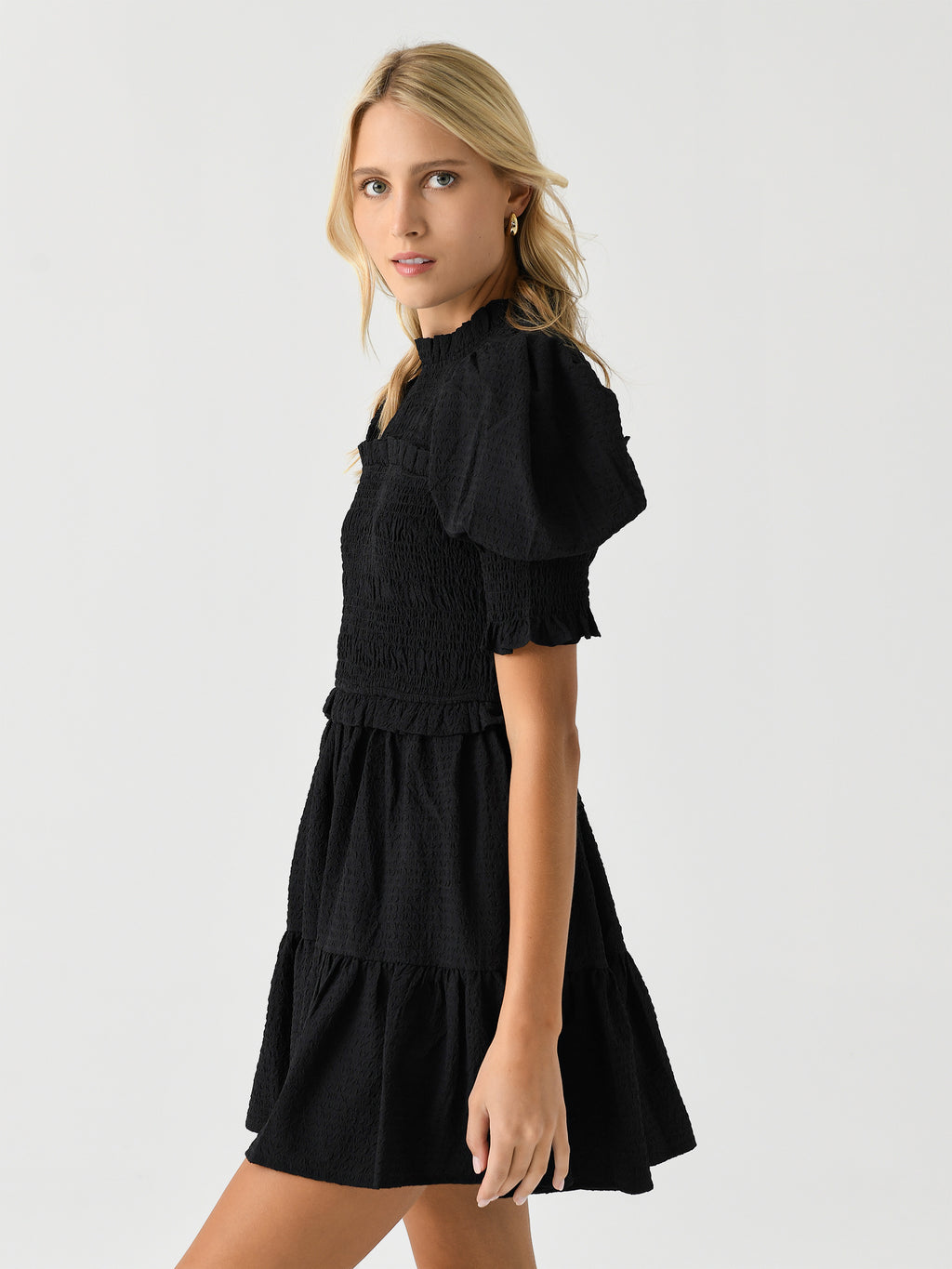 AW24-220xBLACK-alt2