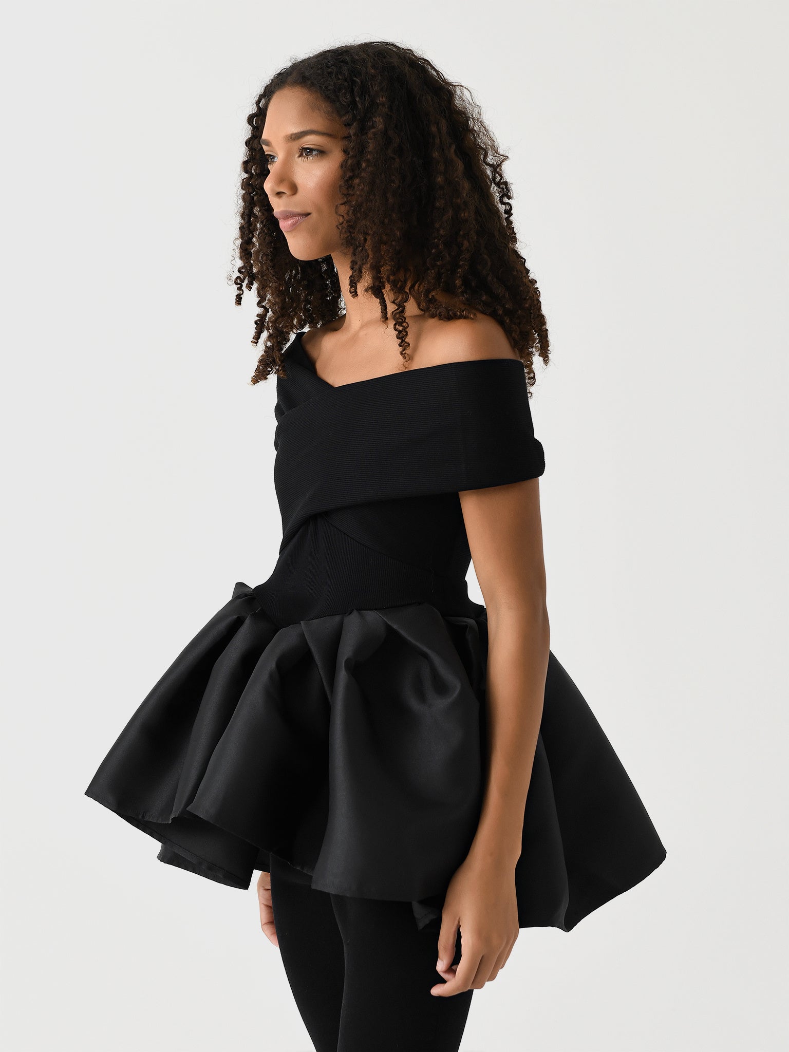 AW24TP0611JRRBKxBLACK-alt2