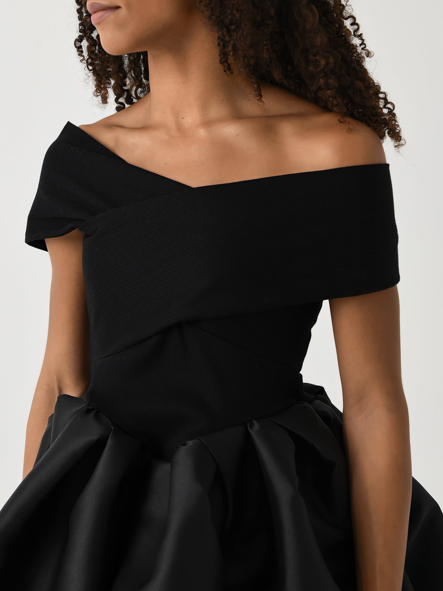 AW24TP0611JRRBKxBLACK-alt4