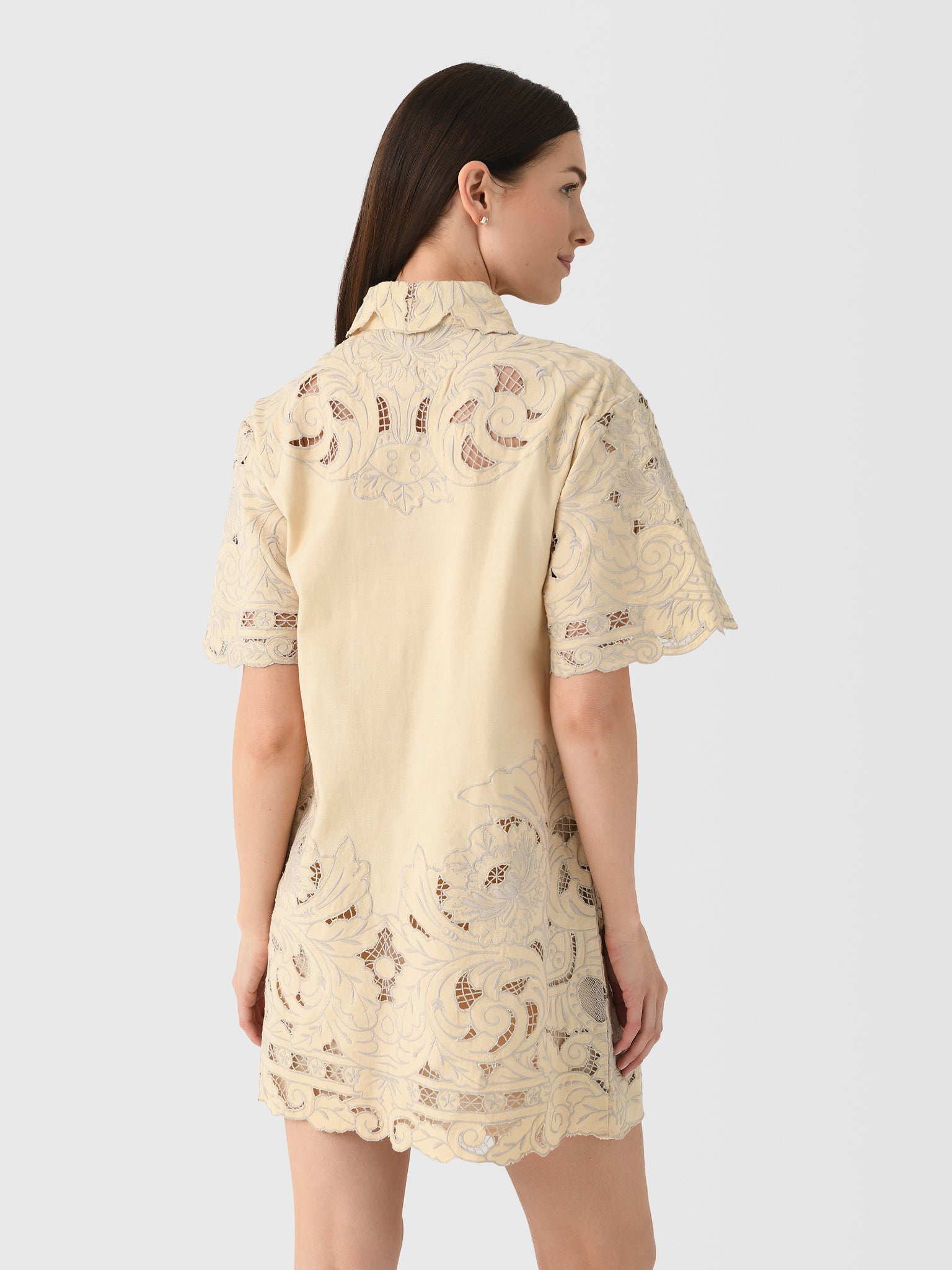 shirt dress lace Bardot Agatha Ivory This Coast dress is a wardrobe essential for the discerning woman who appreciates quality and timeless style. Sea Women's Ceci Short Sleeve