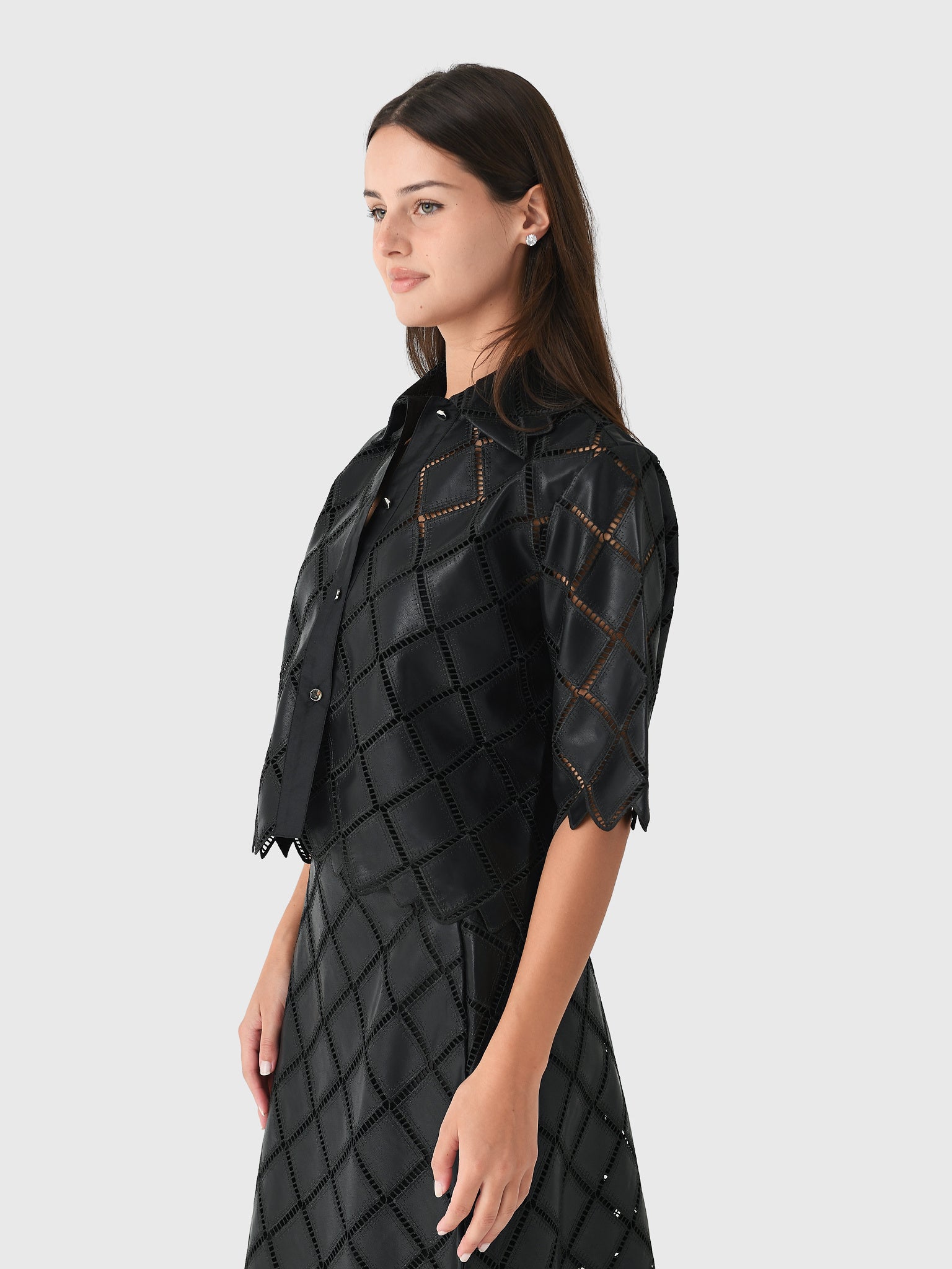 AW25_025xONYX-alt3