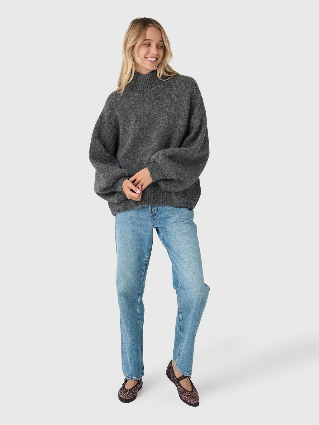 AW25_LVPT014xCHARCOAL-alt1
