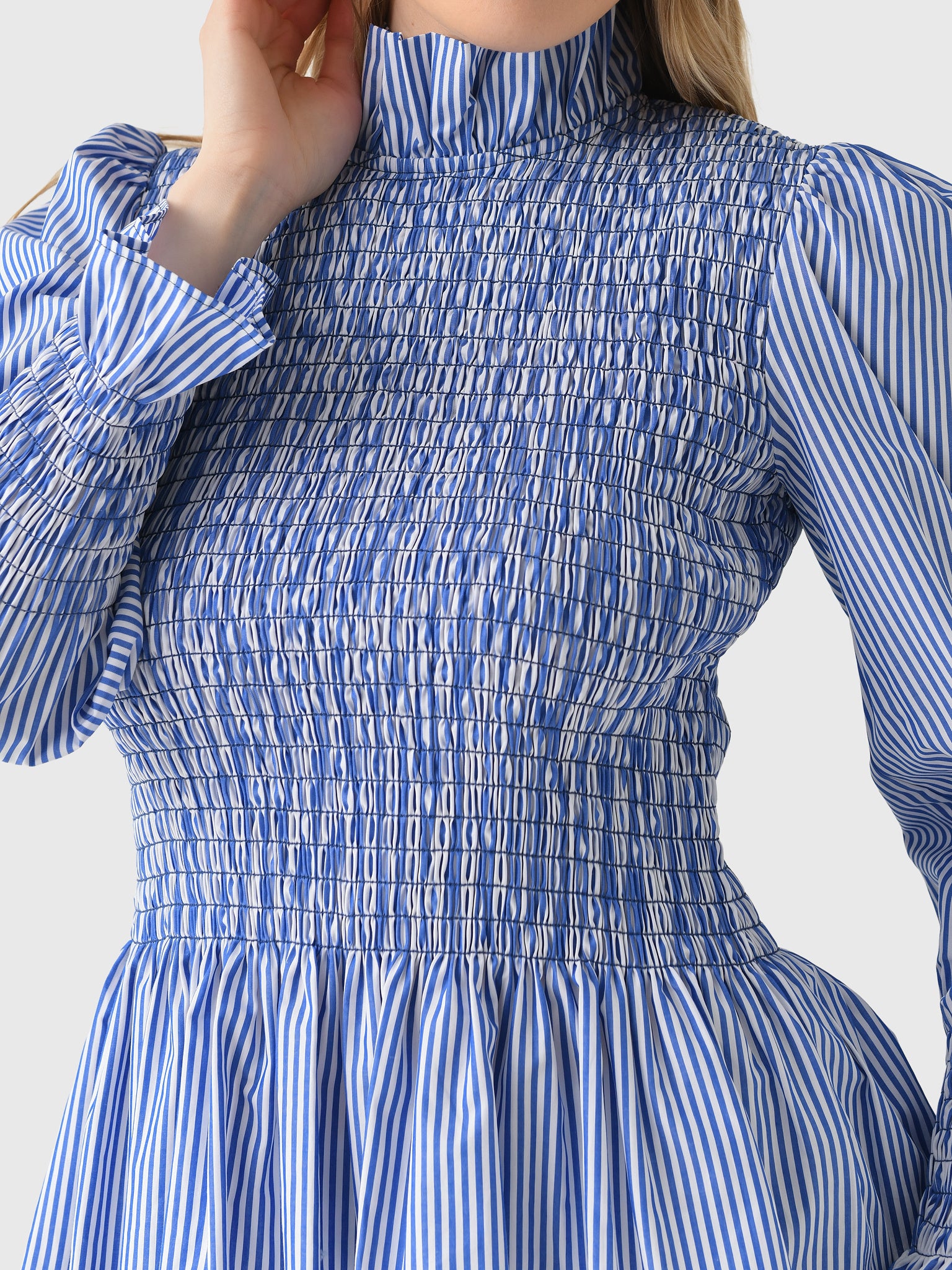 Aleria ShirtxNAVYSTRIPE-alt4