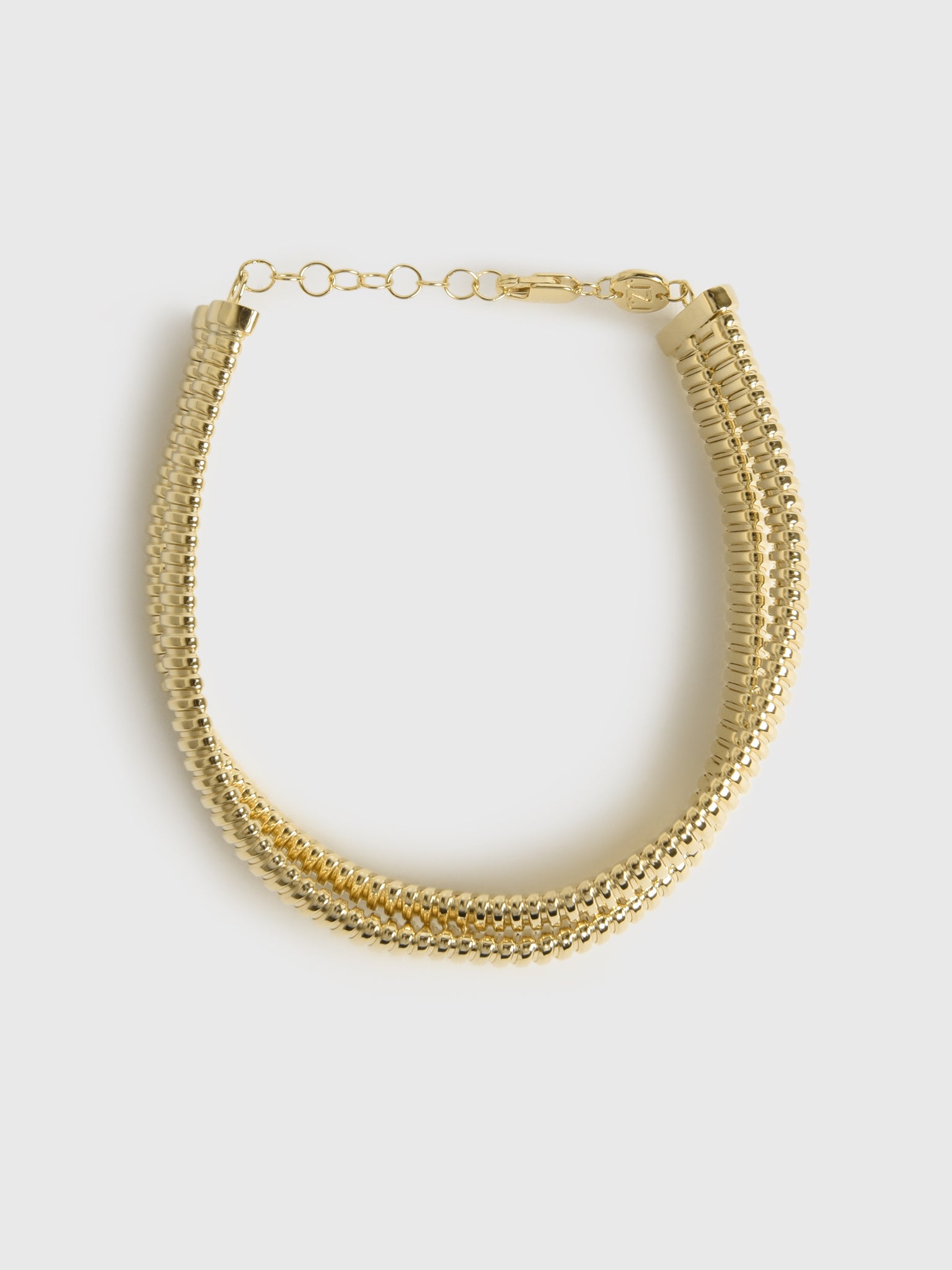 B-MATT-GVxYELLOWGOLDPLATEDSILVER-alt2