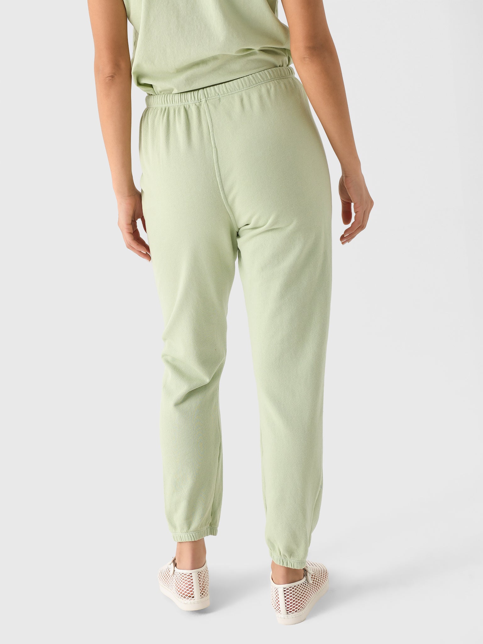 B25-johnnyxPISTACHIO-alt2