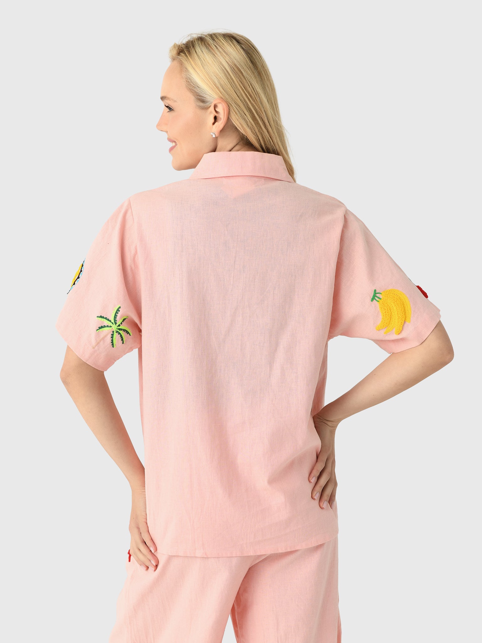 B26555BORNEOSHIRTxPINK-alt3