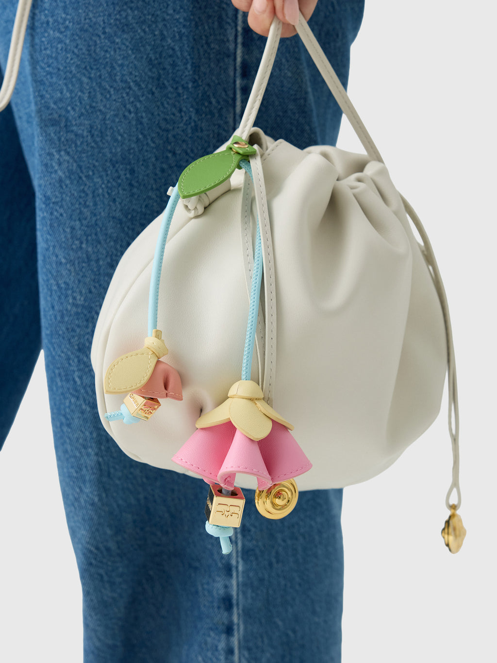 GANNI Flower Bag Charm - Saint Bernard
